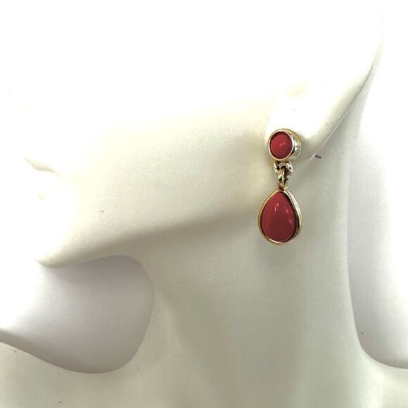 Red and gold tone drop post earrings - Picture 4 of 6
